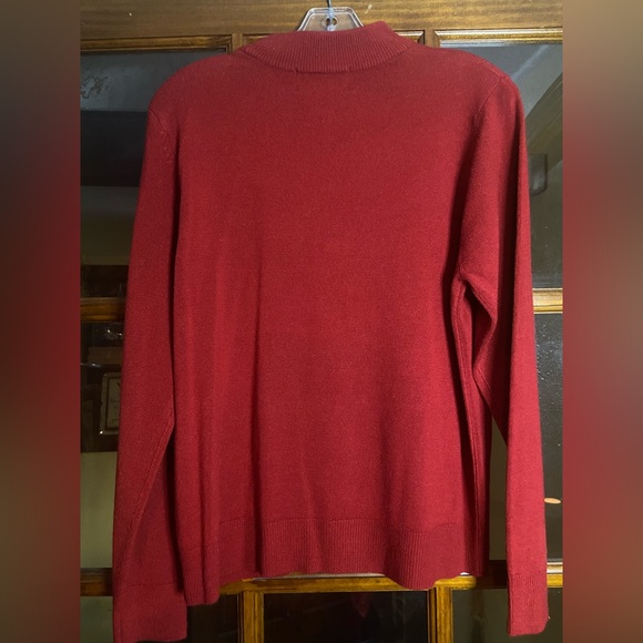 Red Sweater - Picture 6 of 6